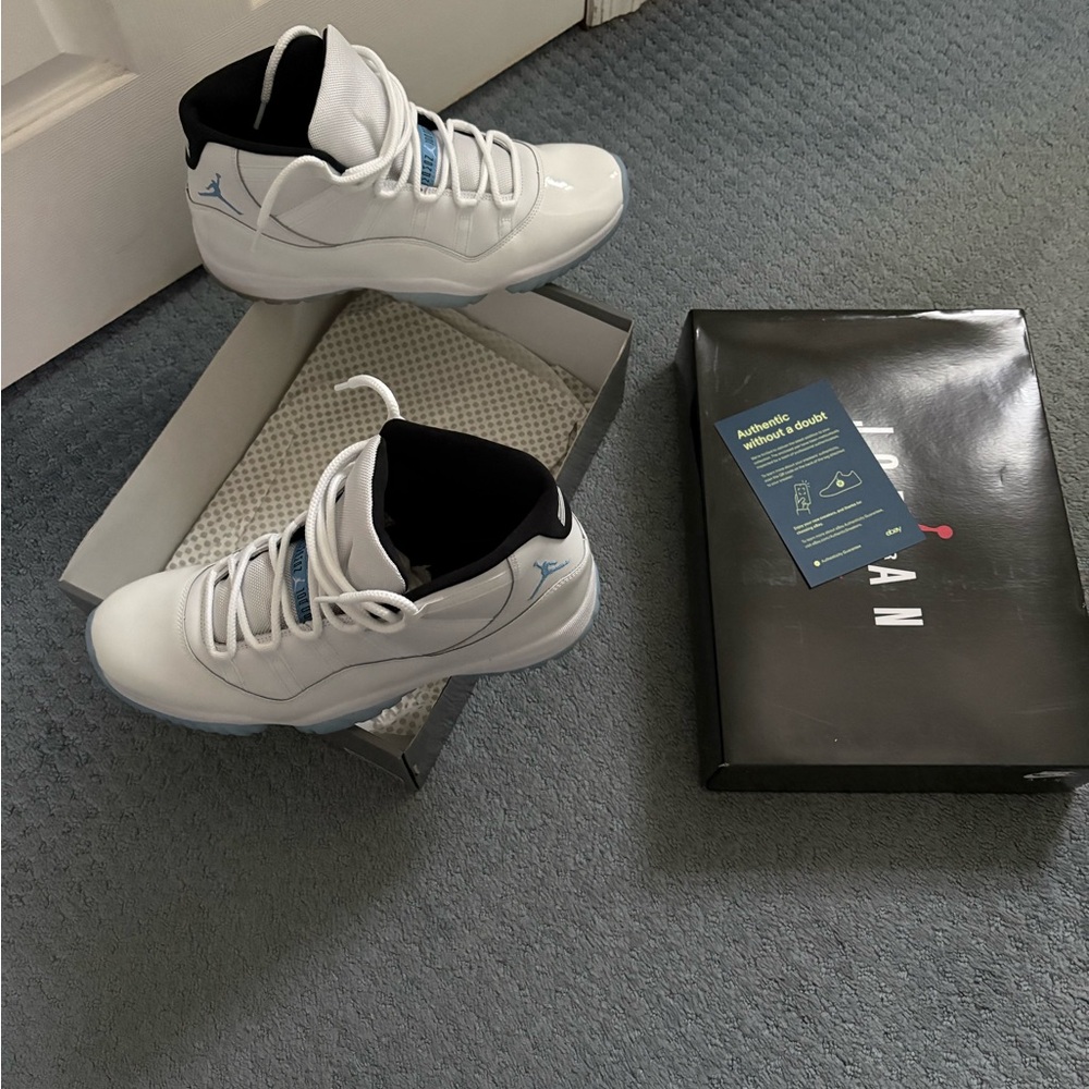 Jordan retro 11 legend blue 2024